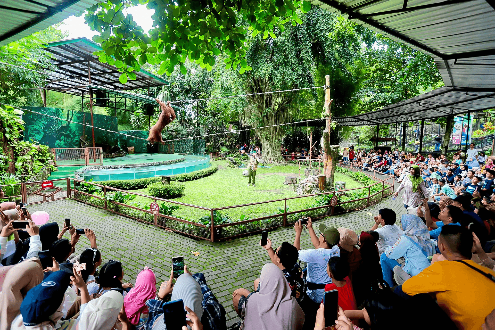 Wisata Jogja — Gembira Loka Zoo & Museum Dirgantara